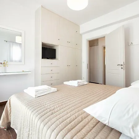 Ramnos House Holiday home