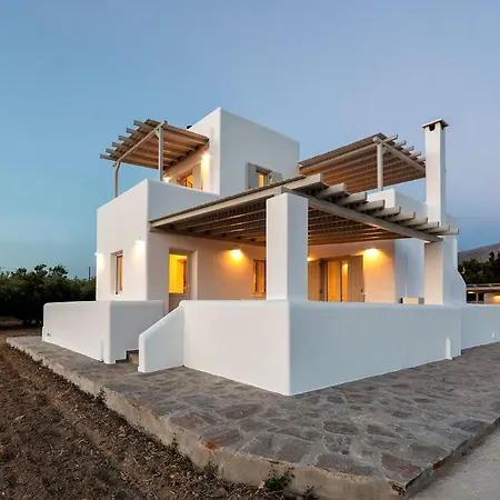 Ramnos House *