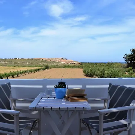 Holiday home Ramnos House Parasporos
